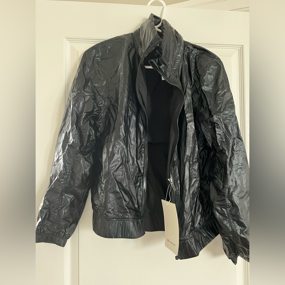 Lululemon Get Stellar jacket. Size small. NWT